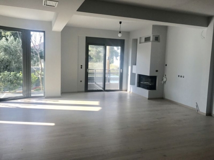 Μονοκατοικία στο Χαλάνδρι 230 τ.μ.
